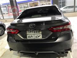 تۆیۆتا کامری